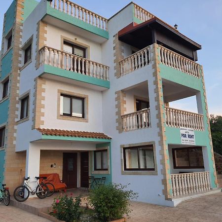 Joanna Sunset Apts Pomos Dış mekan fotoğraf