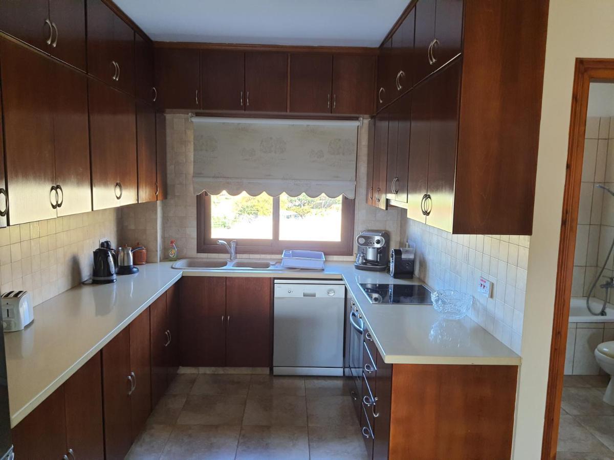 Joanna Sunset Apts Pomos Dış mekan fotoğraf