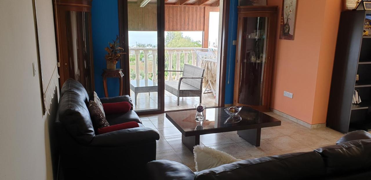 Joanna Sunset Apts Pomos Dış mekan fotoğraf
