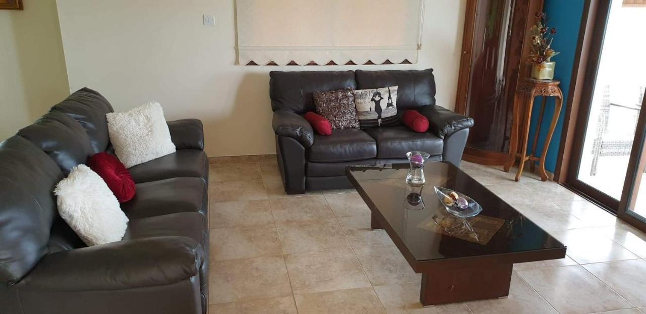 Joanna Sunset Apts Pomos Dış mekan fotoğraf