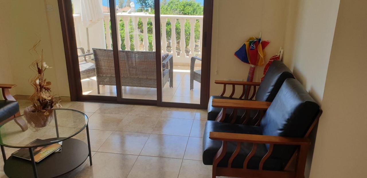 Joanna Sunset Apts Pomos Dış mekan fotoğraf