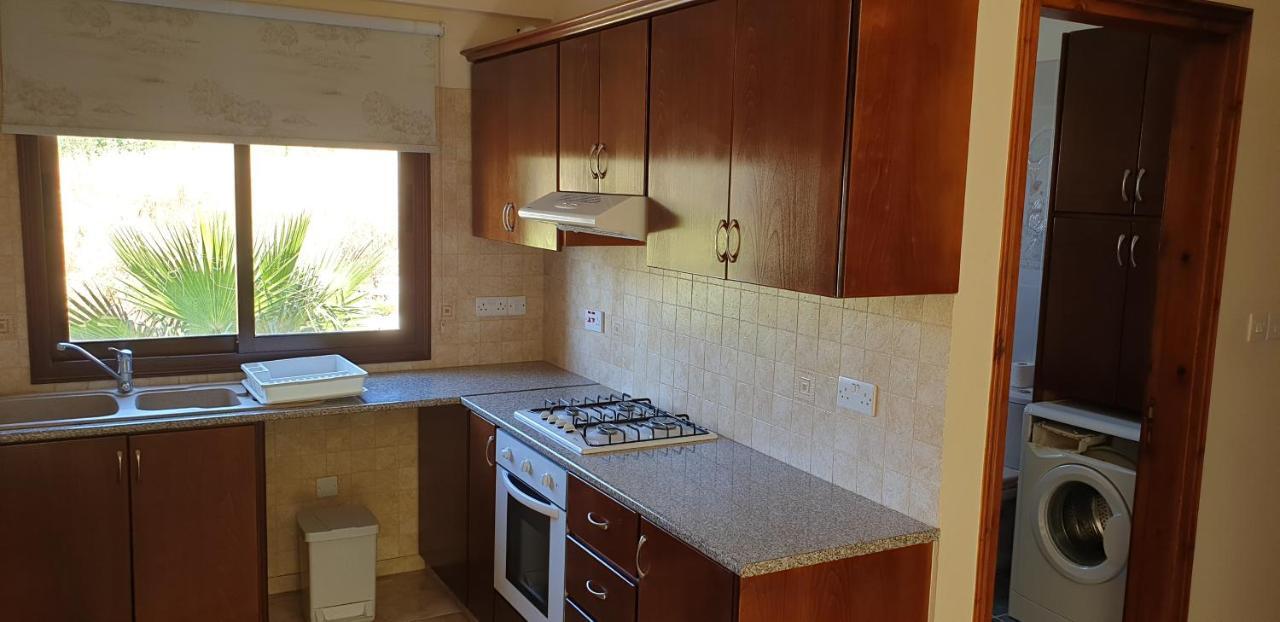 Joanna Sunset Apts Pomos Dış mekan fotoğraf